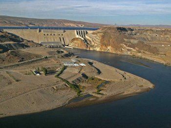 el gobierno volvio a prorrogar los contratos de las hidroelectricas