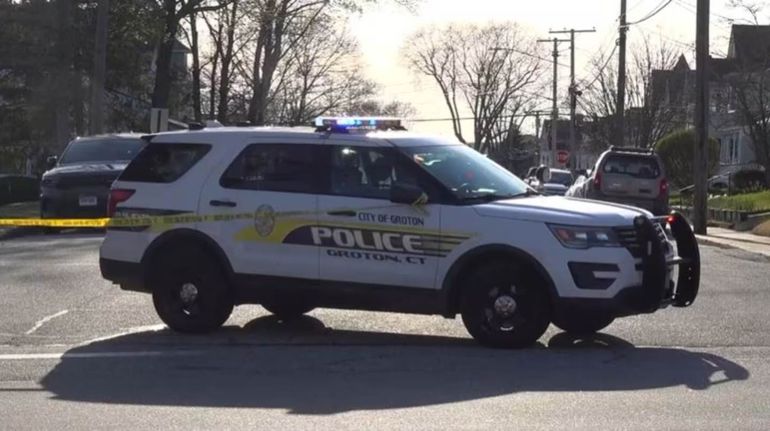 El crimen conmocionó a los vecinos de Groton, hasta hubo rumores de un asesino serial. El crimen conmocionó a los vecinos de Groton, hasta hubo rumores de un asesino serial.