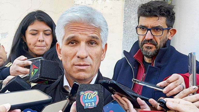 Claudio Poggi, gobernador de San Luis, confirmó la implementación de todos los funcionarios públicos de la provincia, incluyendo jueces y legisladores. Foto: LMNeuquén.  