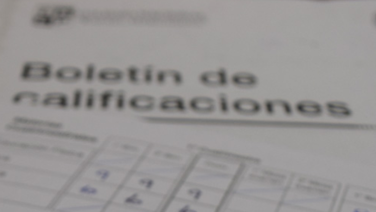 La nena reclamó cambiarse el apellido en el boletín de calificaciones / Imagen ilustrativa 