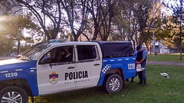 Una brigada anti-porros patrulla las plazas