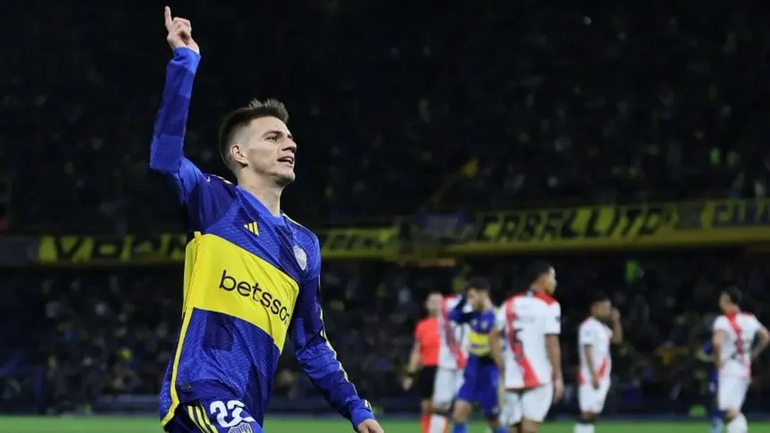 Kevin Zenón fue la gran figura en la victoria de Boca.