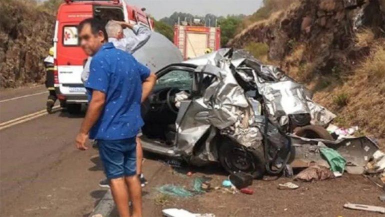 Dos argentinas murieron en un triple choque en Brasil