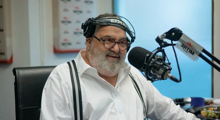 Lanata le apuntó a Tinelli