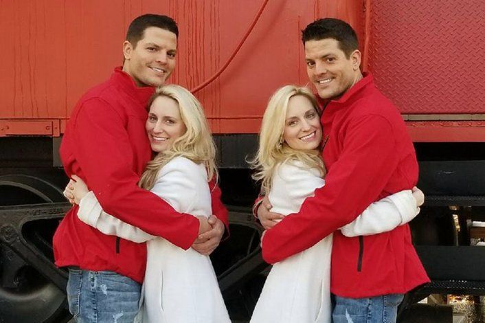 Insólito: gemelas se casaron con gemelos y están embarazadas al mismo tiempo