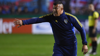 almiron exploto contra el arbitraje por la polemica expulsion de weigandt almiron exploto contra el arbitraje por la polemica expulsion de weigandt