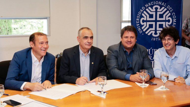 La Provincia firmó un convenio con la UNCo para otorgarle $50 millones en el 2019