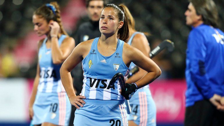 La arquera Belén Succi atajó tres penales pero igual no alcanzó.&nbsp;