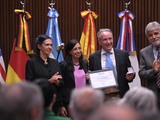 Entregaron premio Raícesa científicos argentinos