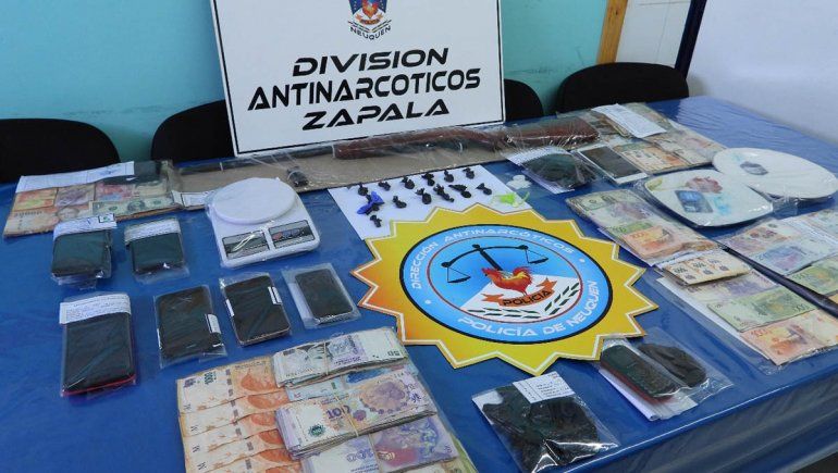 Cayó la banda de la Despensa: tenía dos kioscos de narcomenudeo en Loncopué y Las Lajas