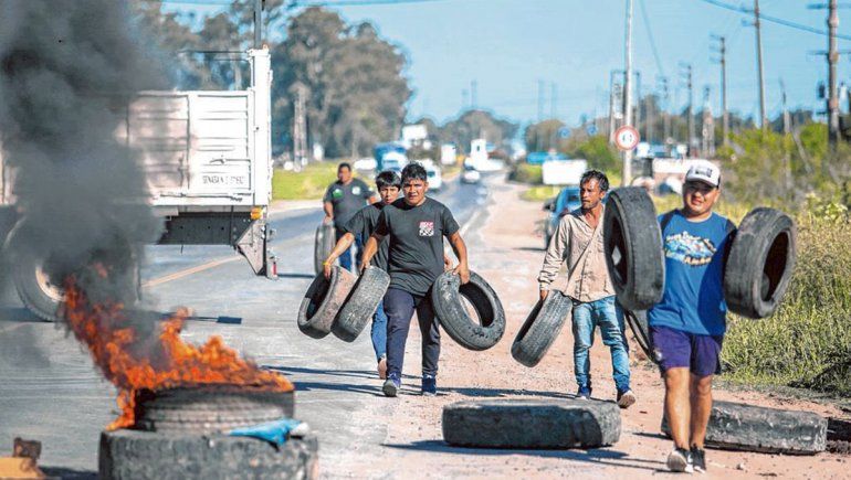 Asaltan camiones y quintas vestidos de policías bonaerenses