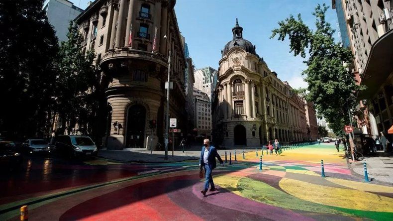 Chile: el 70%, en estricto confinamiento