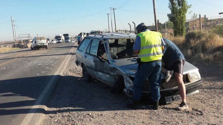 Susto en Parque Industrial: un auto se cruzó de carril y casi provoca una tragedia