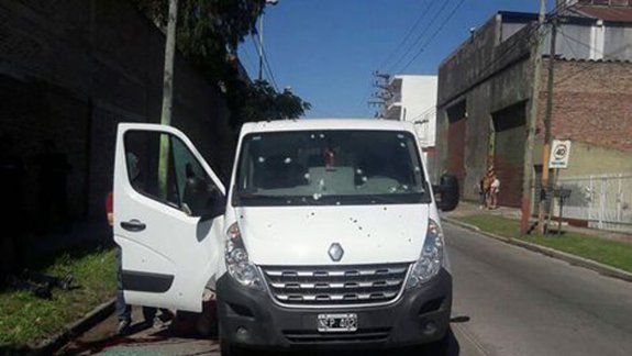 Acribillaron a un empresario para robarle 6 millones de pesos