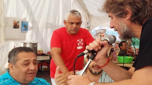 Boudou (otro K con barba), ayer junto al dirigente social Luis DElía.