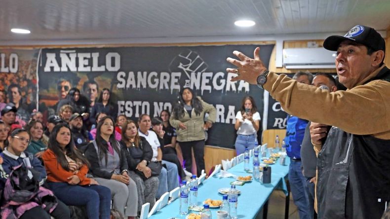 Rucci ante la militancia.