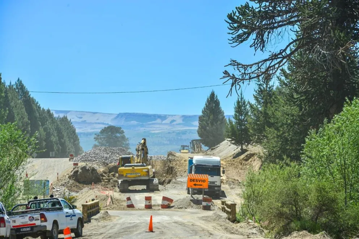 Desde Vialidad Nacional informaron obras de mantenimiento sobre la ruta 22. Desde Vialidad Nacional informaron obras de mantenimiento sobre la ruta 22.