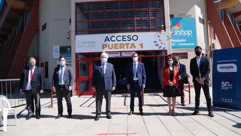 Ginés González García llegó a Neuquén para analizar estrategias ante la pandemia