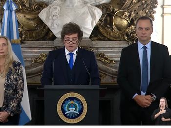 cadena nacional de javier milei por el fallo de ypf: expropiar esta mal, porque robar esta mal cadena nacional de javier milei por el fallo de ypf: expropiar esta mal, porque robar esta mal