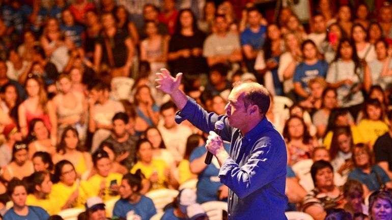 Gutiérrez hizo un acto para hablarles sólo a las mujeres