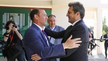 massa en neuquen, entre actos oficiales y lealtades politicas variopinta massa en neuquen, entre actos oficiales y lealtades politicas variopinta