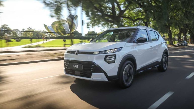 Nissan Kait. Nissan Kait.