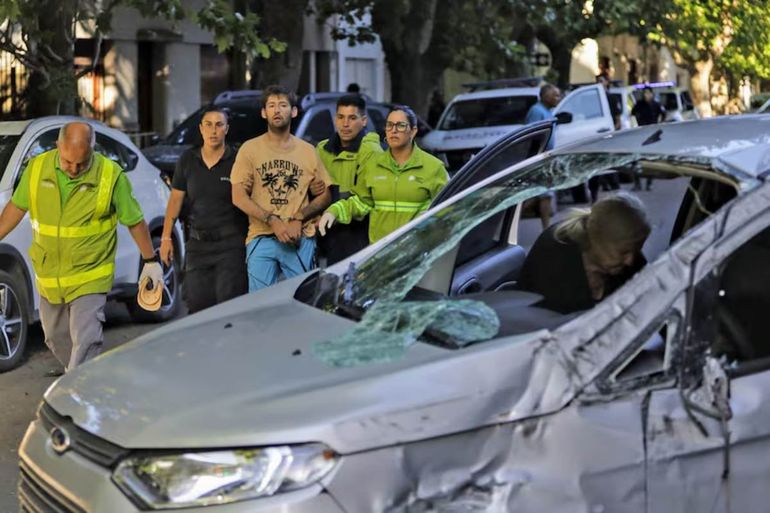 Se durmió tras protagonizar un tremendo accidente en Mar del Plata 