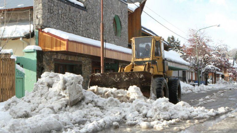 Comerciantes trataron de improvisado al Gobierno ante las nevadas
