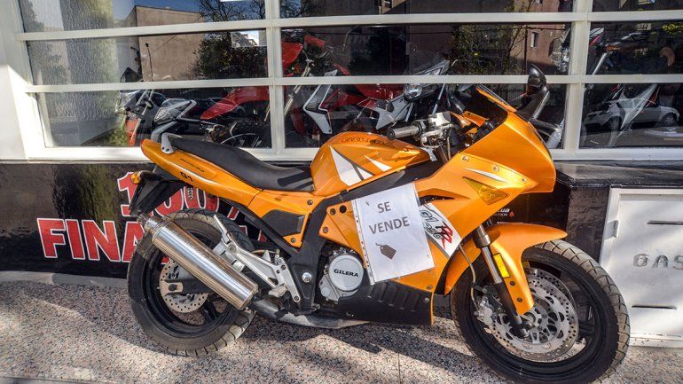Con los autos en crisis, las motos usadas son el boom