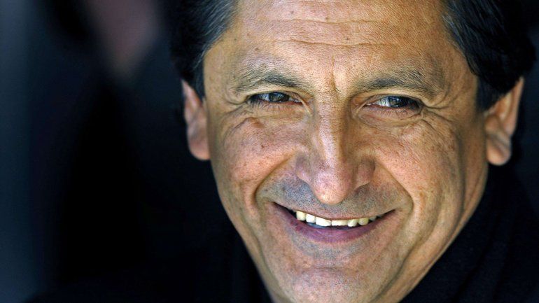 Ahí viene el dato de Ramón: nació en  el 59 y cumple... 59