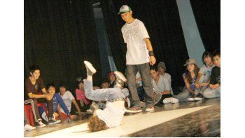 cipolletti vivio una tarde al ritmo del hip-hop cipolletti vivio una tarde al ritmo del hip-hop