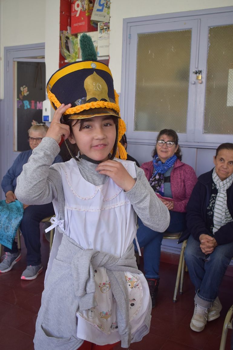 Alumnos de la Escuela Rural 73 de Covunco Arriba pasaron un día con historias