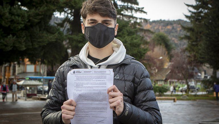 Joven recuperado de coronavirus pide terminar con la discriminación