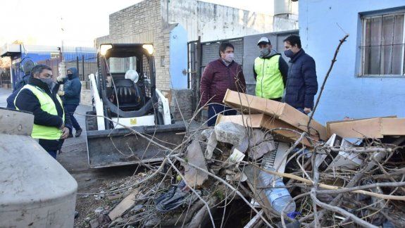 El operativo Puerta a Puerta continuó hoy con la visita de Gaido