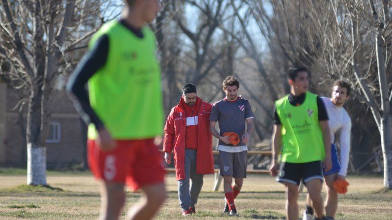 Independiente y Cipolletti ya se preparan para lo que será una nueva participación en la tercera categoría del fútbol nacional.