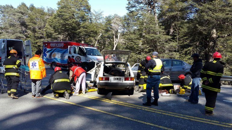 Tres heridos grave tras un choque frontal en la Ruta 40