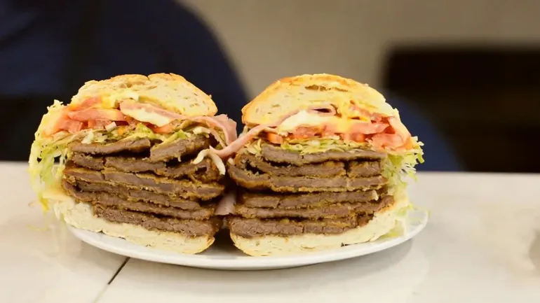 Un homenaje que nace en tucumán. Un homenaje que nace en tucumán.