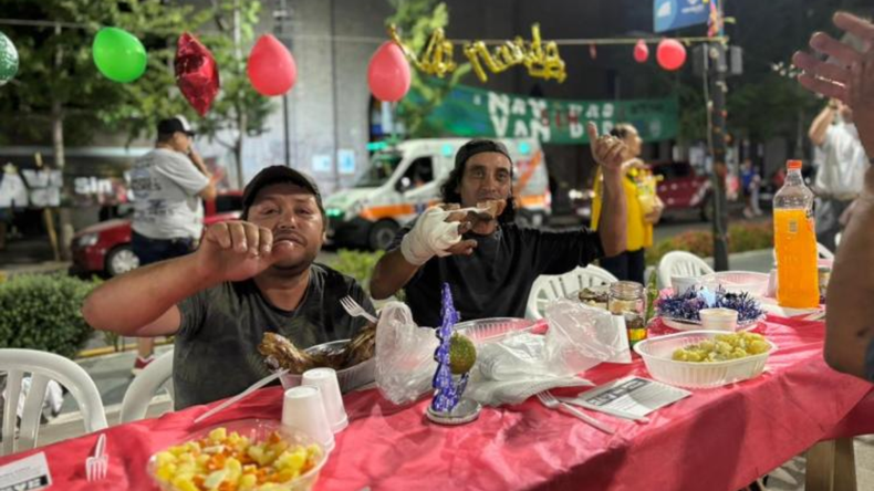 Voluntarios de Neuquén preparan actividades solidarias para navidad | LM Neuquen Voluntarios de Neuquén preparan actividades solidarias para navidad