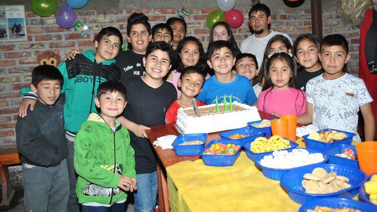 Un taller folclórico rinde homenaje a la tradición y el coraje