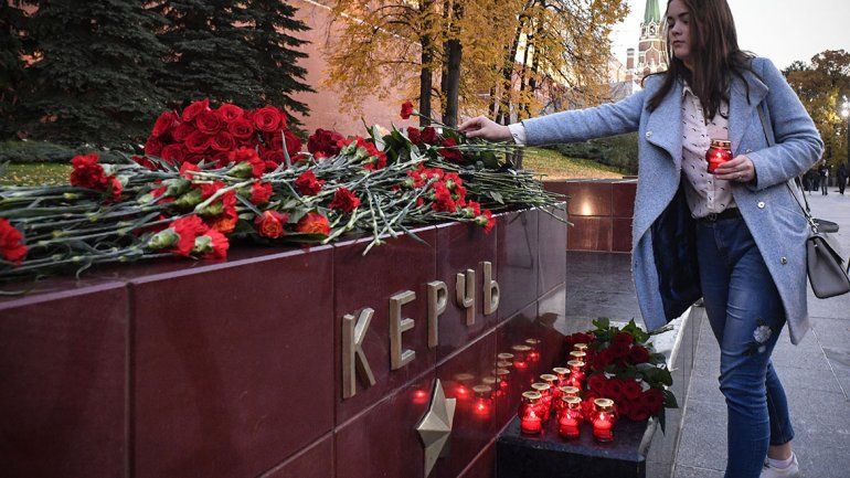 Joven desata una masacre en secundaria de Crimea