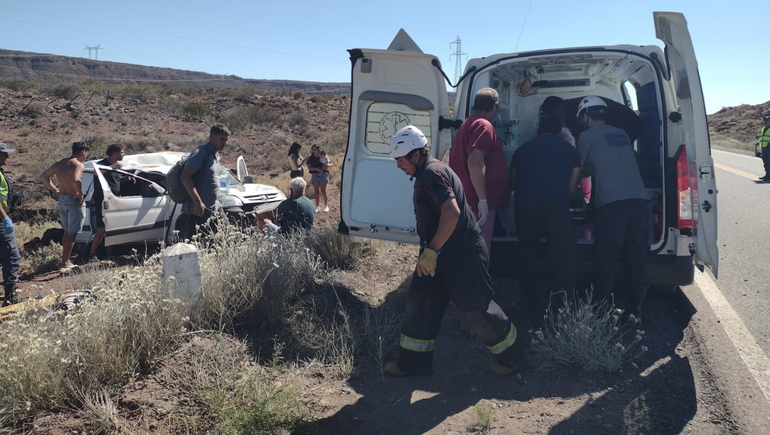 Impactante accidente en la ruta 237: dos personas fueron internadas