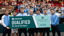 quien es el tenista argentino que acepto una suspension voluntaria por doping positivo