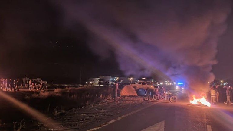 Corte total en Ruta 22 a la altura de Arroyito ¿Quiénes protestan?