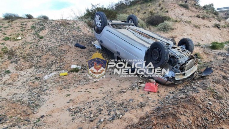 Otra vez hubo un vuelco en el puente del Cañadón de las Cabras