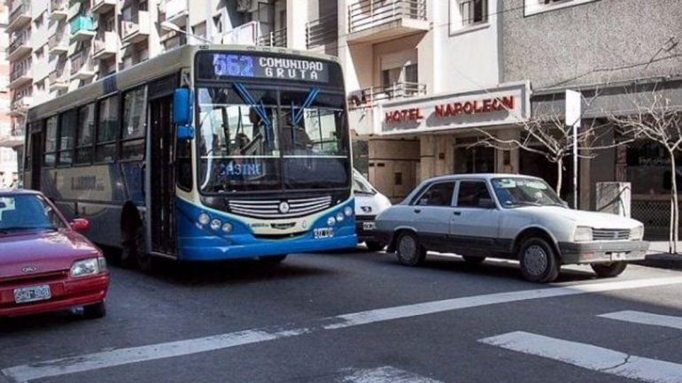 El hecho ocurrió en un colectivo en Mar del Plata: el agresor fue detenido.