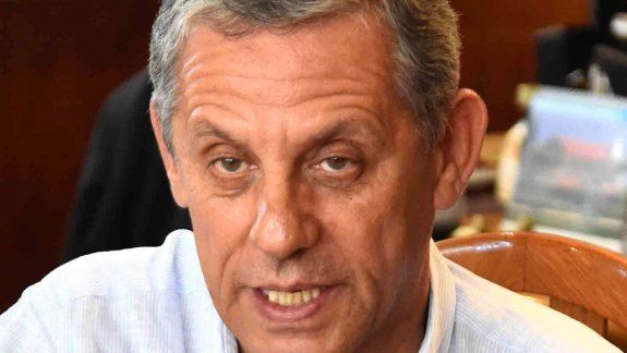 Pechi no da el brazo a torcer y exige listado de los socios de CALF