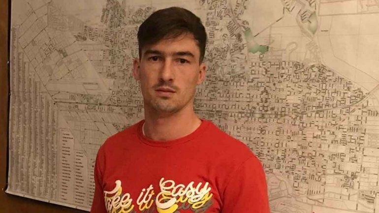 Klusener estampó la firma y ya es jugador de Independiente.