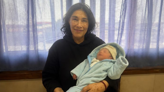 Mabel se convirtió en la mujer argentina de mayor edad en convertirse en madre.