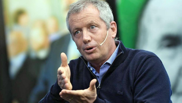 El referente de Encuentro Federal analizó que la destrucción está adentro y apuntó contra la secretaria General de la Presidencia