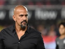 tras la salida de eduardo dominguez a brasil, estudiantes tiene cerrado al nuevo dt tras la salida de eduardo dominguez a brasil, estudiantes tiene cerrado al nuevo dt